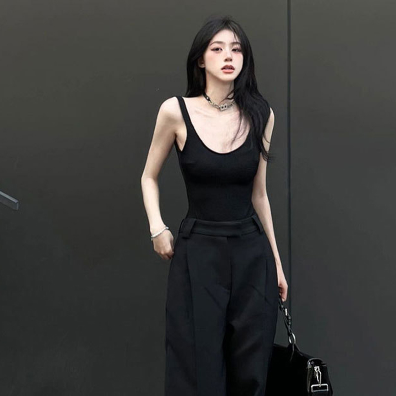 Bodysuit bertali hitam Bodysui - Tank Top Ribbed ulasan dan harga